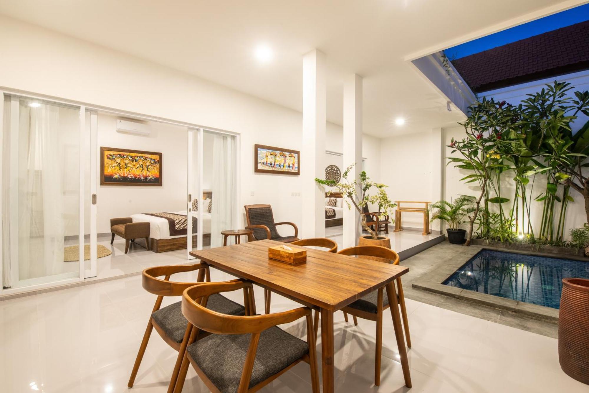Villa 6-br Private Pool Bidadari Sunset Road St Seminyak (Bali)